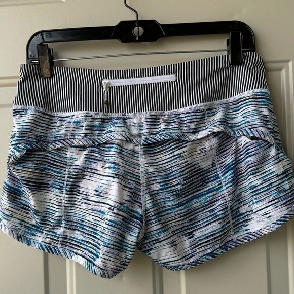 Lululemon Speed Shorts Women’s Size 6 Blurry Belle Blue Purple Black Striped Run - Picture 6 of 12